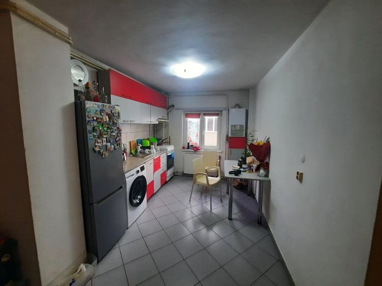 Apt 2 cam decomandat 54 mp Precista (Scoala nr 4 /  Fyps) - 161538 - 4