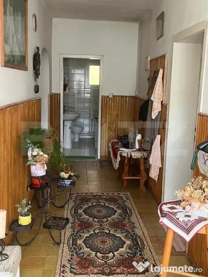 Casă cu 3 camere cu Teren 461 Mp în Central