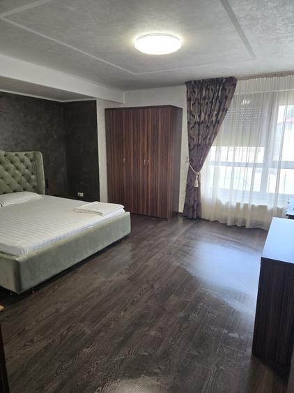 Apartament cu 2 camere decomandat în Exterior Vest