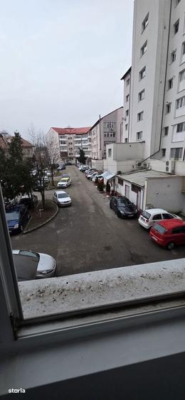 Apartament cu 4 camere decomandat în Ultracentral