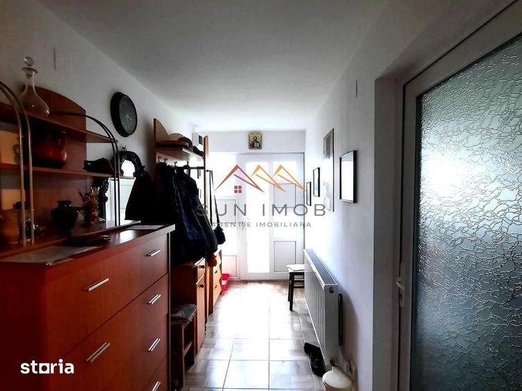 Casă cu 3 camere decomandat cu Teren 313 Mp în Central