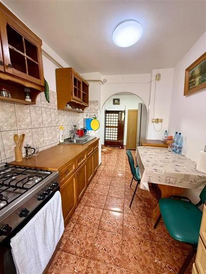 Apartament cu 2 camere decomandat în Canta