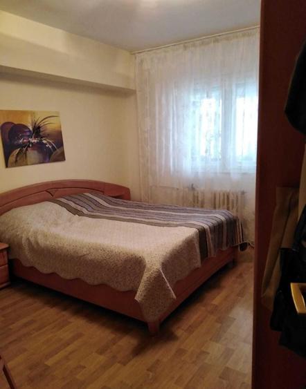 Apartament cu 3 camere decomandat, mobilat în Drumul Taberei