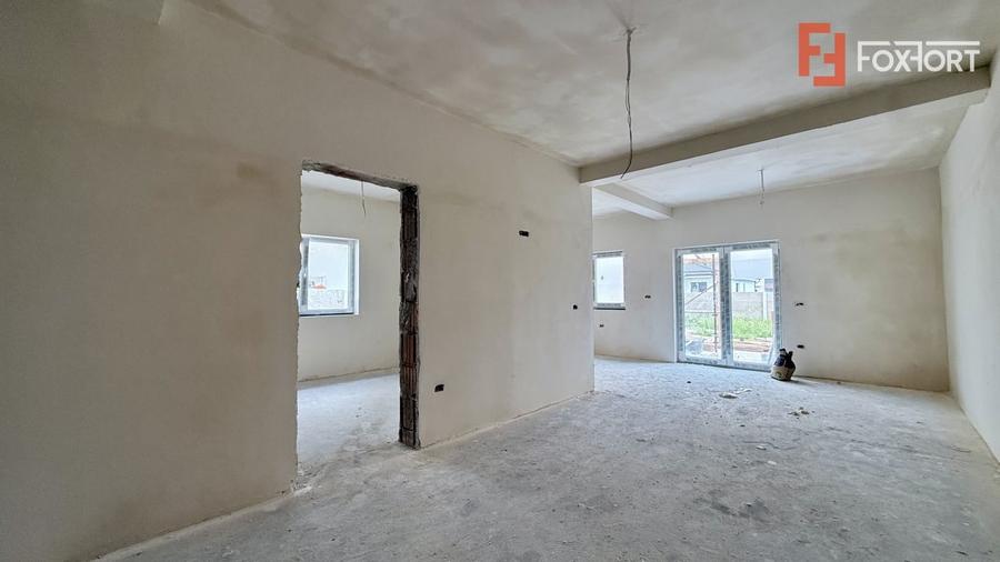 Duplex cu 3 camere cu Canalizare în Moșnița Nouă