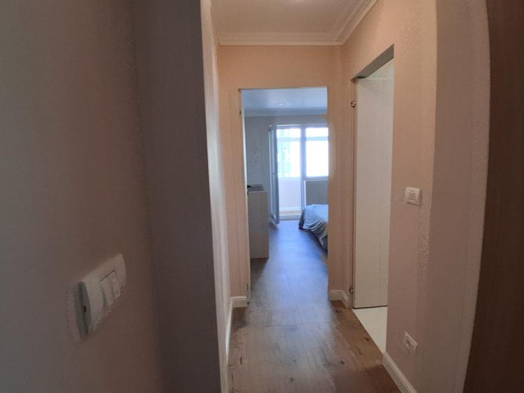 Apartament cu 2 camere decomandat în Podu Roș