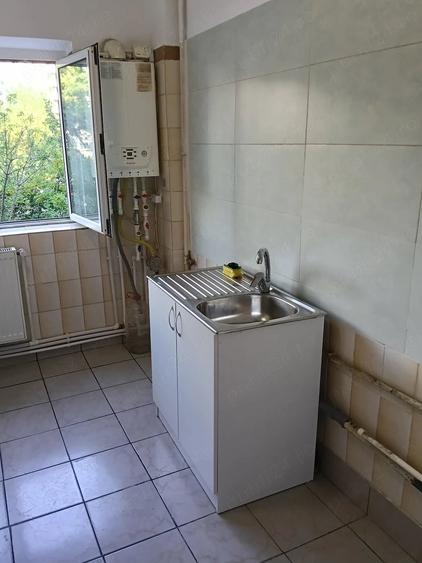 Apartament cu 2 camere semidecomandat în Sebastian