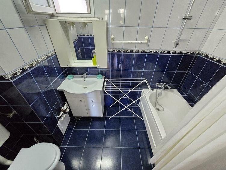Apartament cu 2 camere decomandat în Cantemir