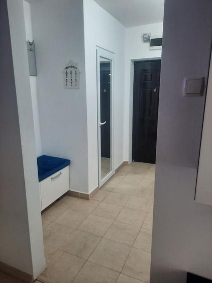Inchiriez apartament 2 camere zona centrala - 4