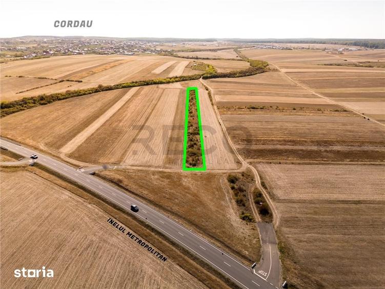 Teren de 5700 mp, în Sânmartin