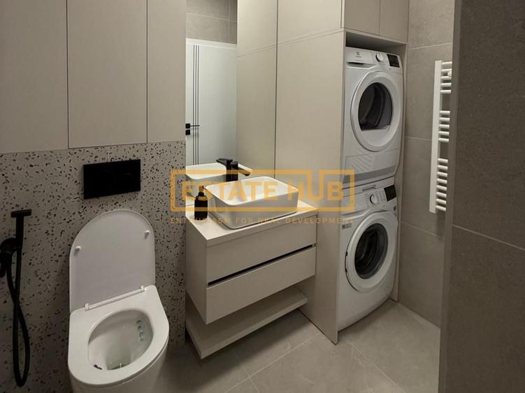 Apartament cu 2 camere semidecomandat, mobilat în Ultracentral