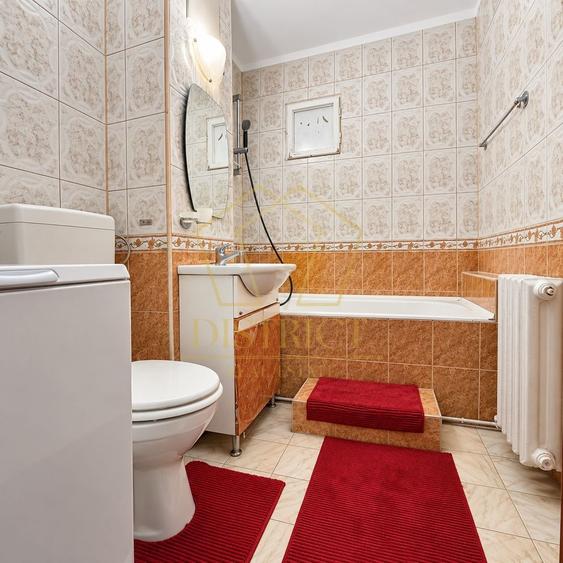 Apartament cu 3 camere decomandat, mobilat în Girocului