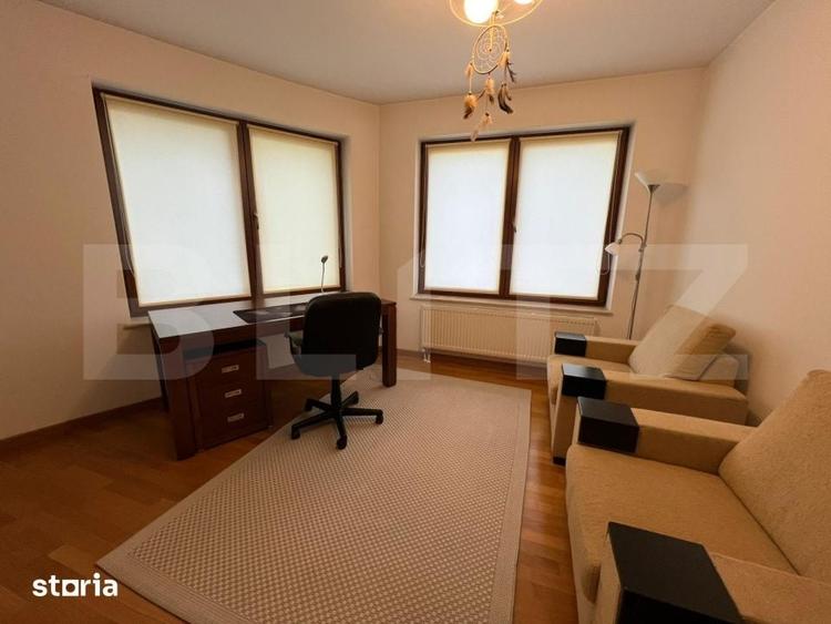 Apartament cu 5 camere în Central