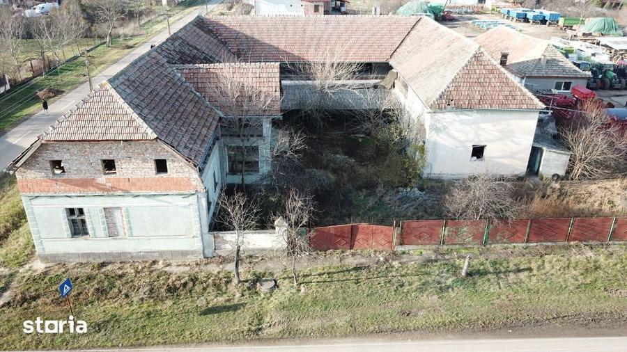 Spațiu comercial, de 542 mp, în Orțișoara