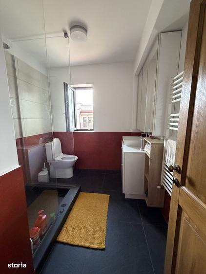 Casă cu 4 camere în Florești