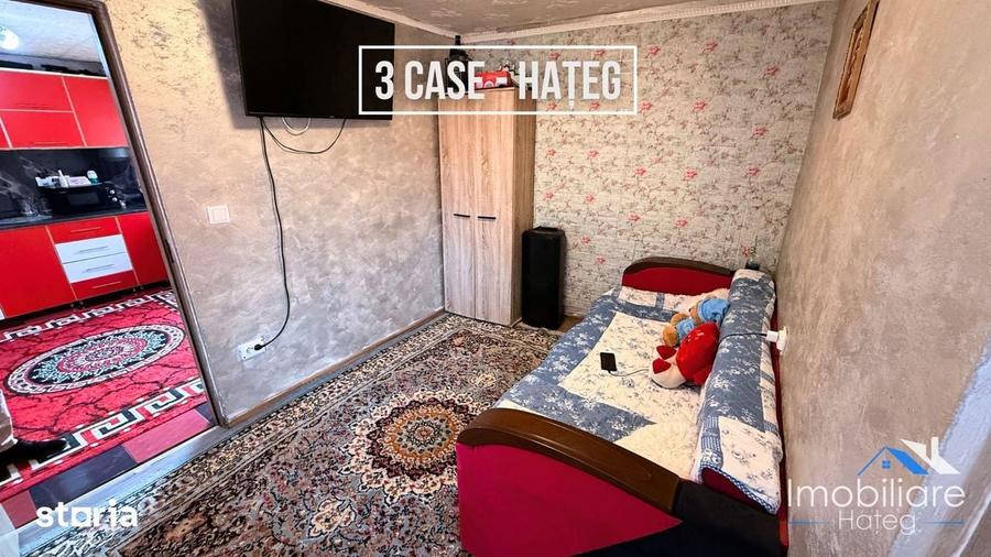 Proprietate tip triplex 8 Camere Hateg | Str. Raul Galbena - 18