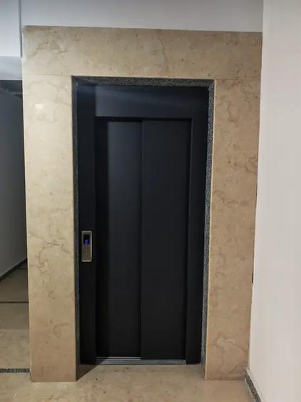 Apartament cu 3 camere decomandat în Eminescu