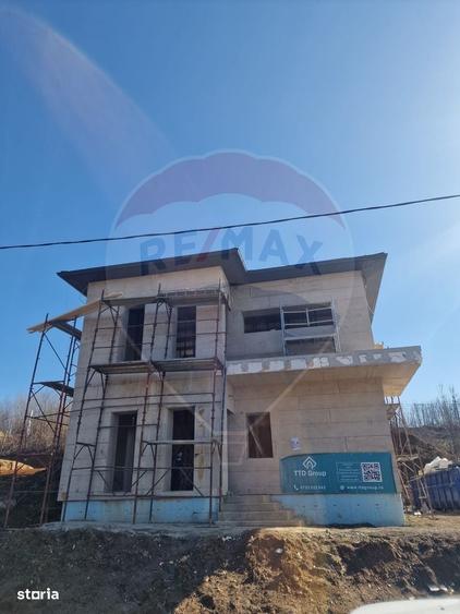 Casă cu 4 camere cu Teren 450 Mp în Tăuții-Măgherăuș