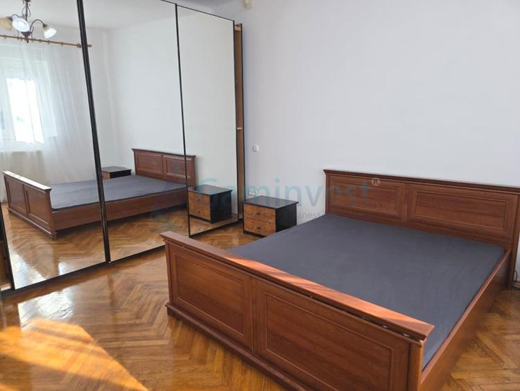 Casă individuală cu 3 camere cu Canalizare în Cantemir