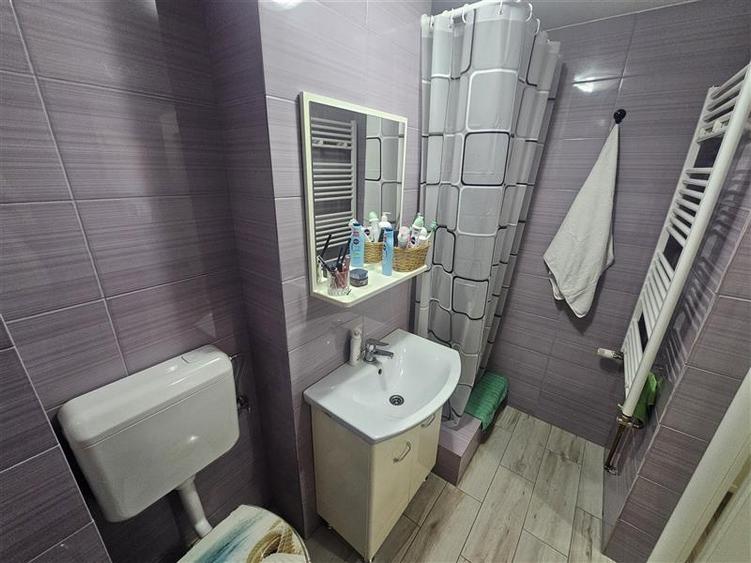 Resita, 2 Cam. Dec., Mobilat+Utilat, Et. 1, Micro 2 - 8