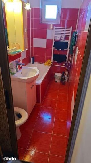 Inchiriez apartament 3 camere termen lung - 1