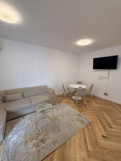 Apartament cu 2 camere decomandat, mobilat în Pipera