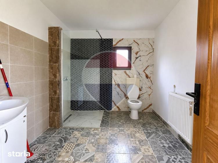 Casă cu 3 camere cu Teren 1700 Mp în Vrancea