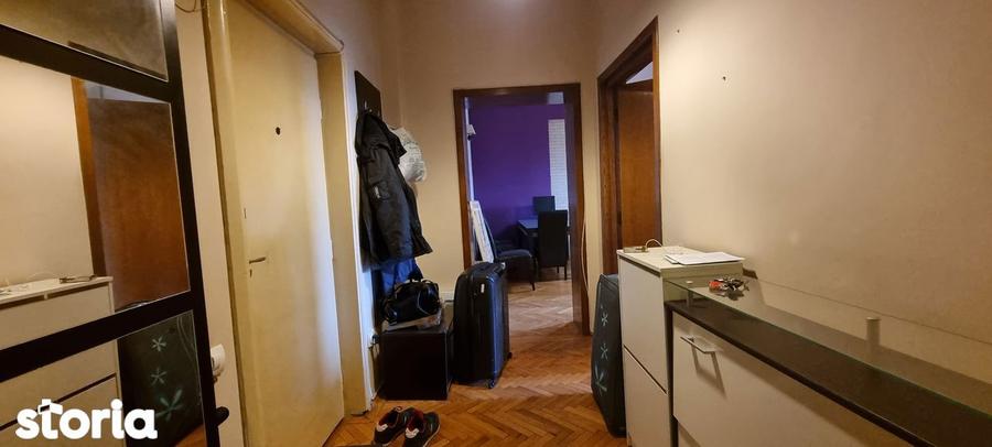 Apartament cu 2 camere decomandat în 13 Septembrie