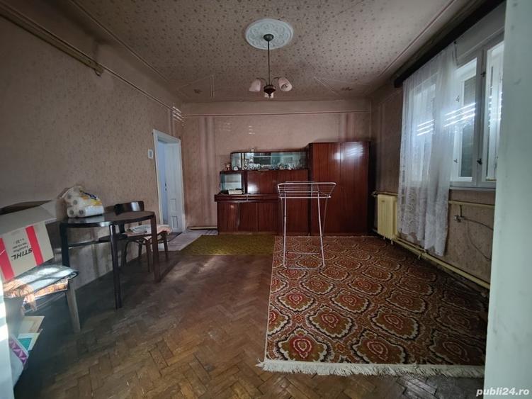 Casă cu Teren 600 Mp în Decebal