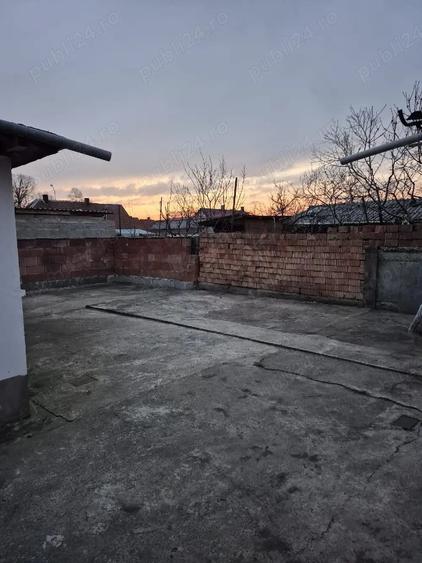 Casă cu 2 camere cu Teren 415 Mp în Oncea