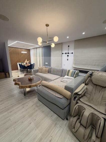 Duplex cu 4 camere cu Canalizare în Iris
