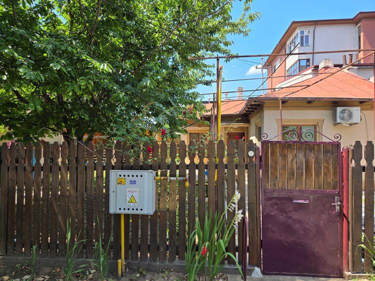 Casă cu 3 camere în Km 4