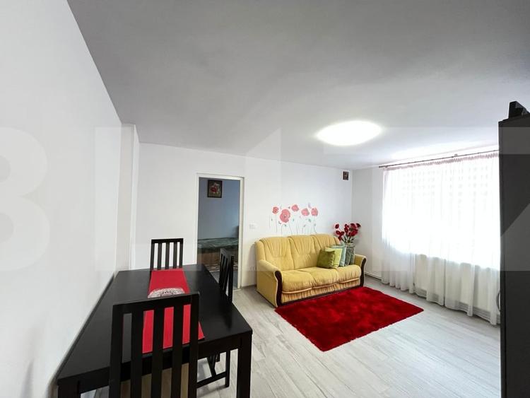 Apartament cu 2 camere semidecomandat, mobilat în Exterior Vest
