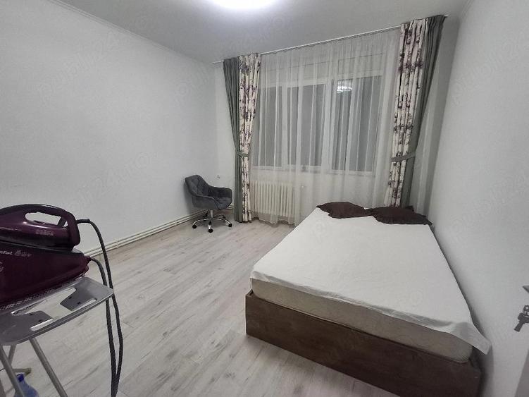 Garsonieră decomandată în Podu Roș