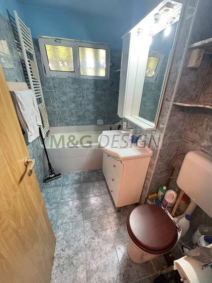 Apartament cu 3 camere decomandat, mobilat în Girocului