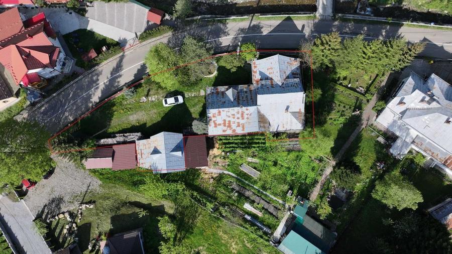 Casă cu 4 camere în Central