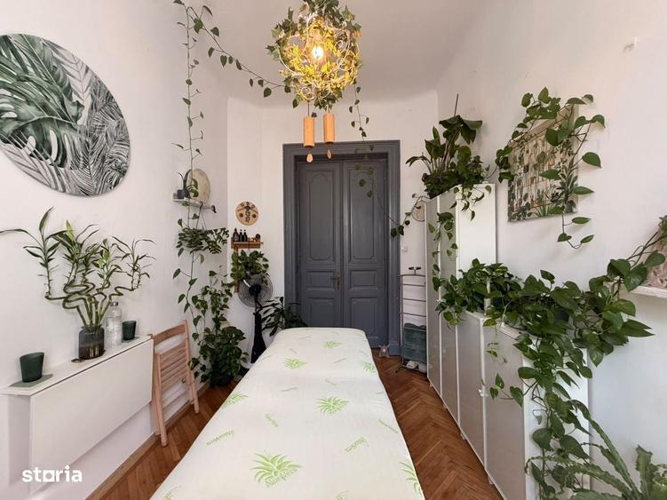 Apartament cu 4 camere semidecomandat în Armeneasca