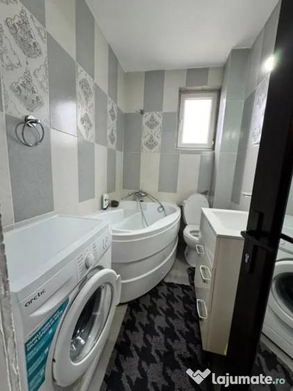 Apartament cu 2 camere decomandat în Hotvon