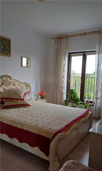 Apartament cu 3 camere semidecomandat în Chișoda