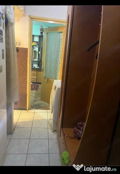 Apartament cu 2 camere semidecomandat în Vest