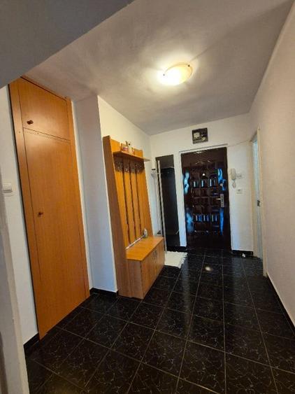 Apartament cu 2 camere decomandat în Lujerului