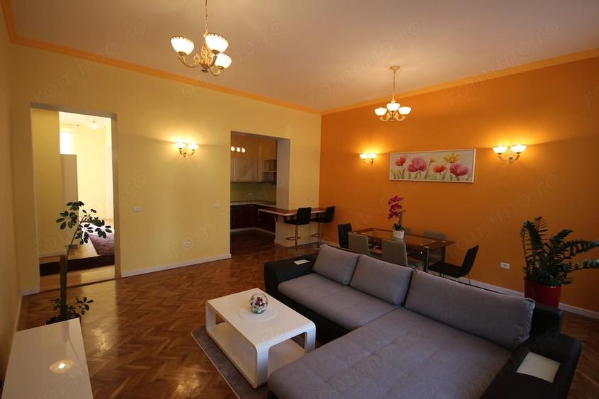 Apartament cu 3 camere decomandat în Odobescu