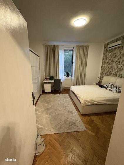 Apartament cu 4 camere în Central