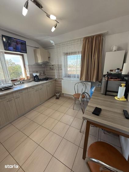 Casă cu 4 camere cu Teren 388 Mp în Central