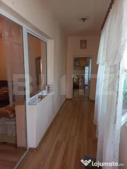 Casă cu 3 camere cu Teren 1270 Mp în Central