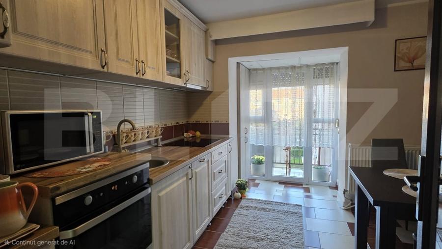 Apartament cu 3 camere decomandat, mobilat în Carpați 2