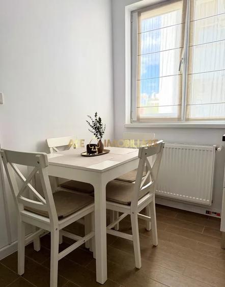 Apartament cu 2 camere semidecomandat, mobilat în Mihai Bravu