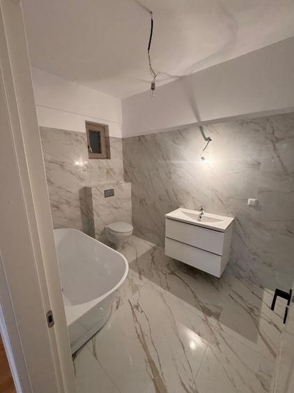 Apartament cu 4 camere decomandat, mobilat în Iancului