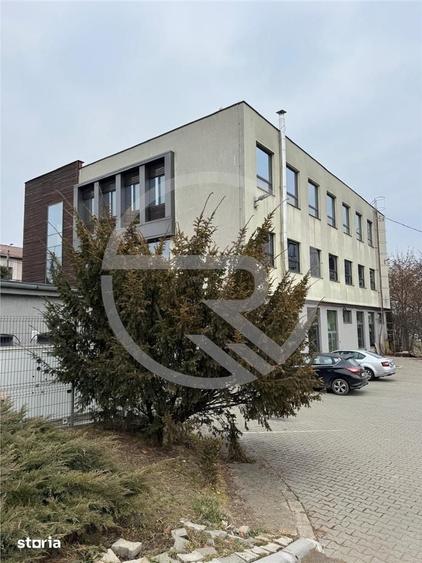 Spațiu comercial, de 1,200 mp, în Florești