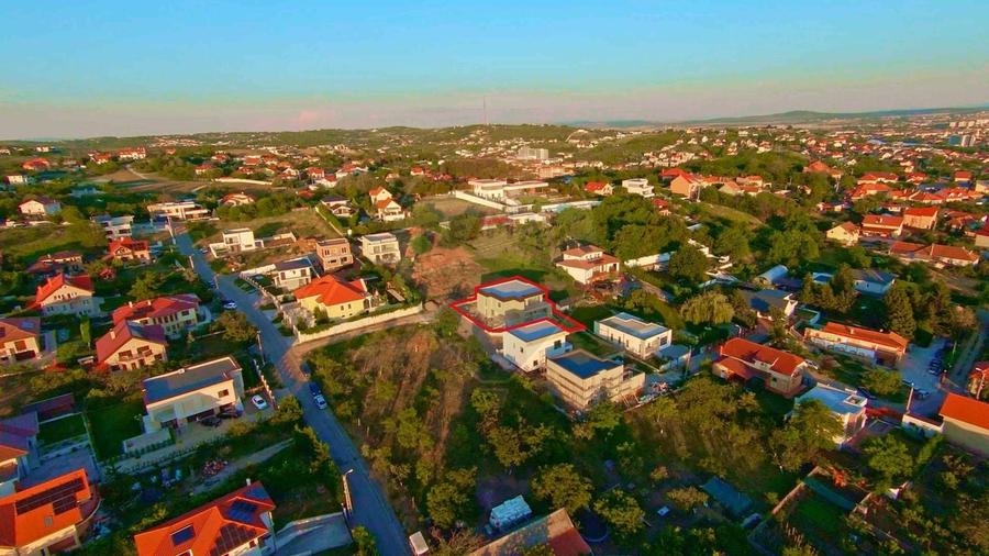 Casă individuală cu 6 camere cu Teren 700 Mp în Dealuri Oradea