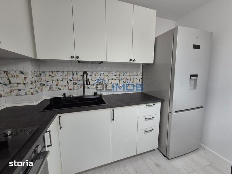 Apartament cu 3 camere decomandat, mobilat în Central